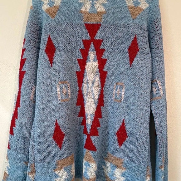 Umgee - Picture 2 of 2